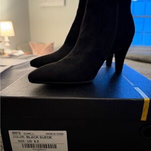 IDIFU Black Suede Heeled Boots